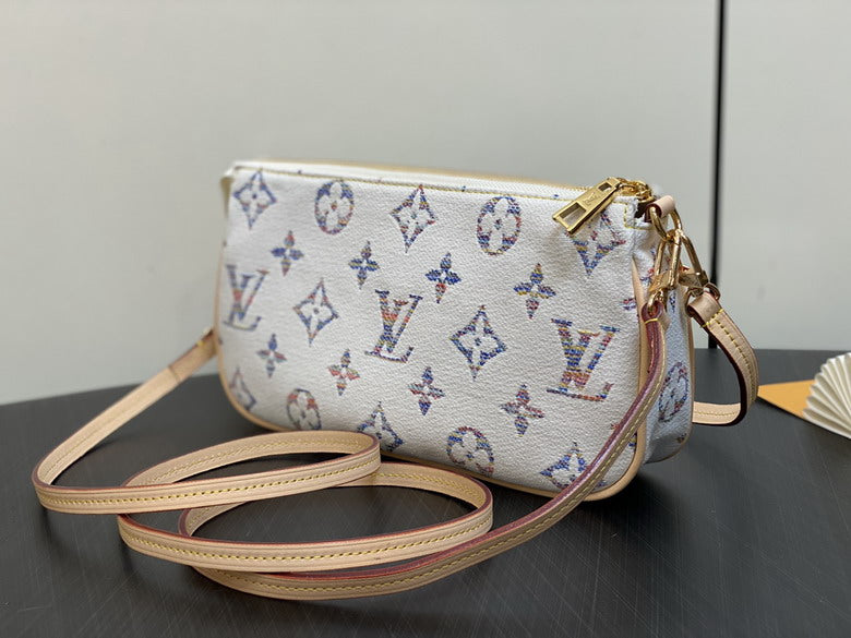 Louis Vuitton Handbags, AA+ Quality 100% Genuine Leather Classic Flap Medium Quilted Lambskin Black Gold, 18X 1 1X 5cm BL 4 Colour