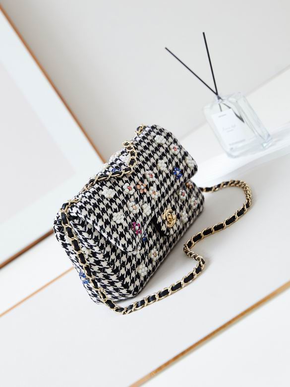 Chanel Inspired Handbags, AA+ Quality 100% Genuine Leather Classic Flap Medium Quilted Lambskin Black Gold, 25X 14X 9cm BL 3 Colour for chanel hand bag
