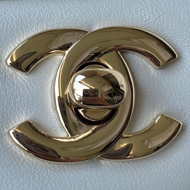 Chanel Handbags, AA+ Quality 100% Genuine Leather Classic Flap Medium Quilted Lambskin Black Gold, 18X 1 1X 5cm BL 4 Colour for chanel hand bag
