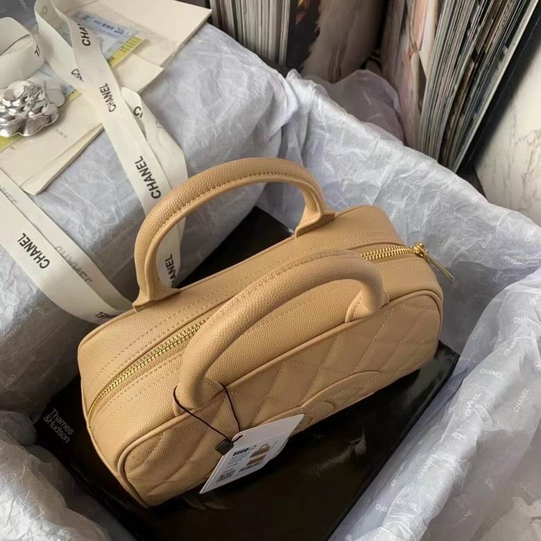 Chanel Inspired Handbags, AA+ Quality 100% Genuine Leather Classic Flap Medium Quilted Lambskin Black Gold, 25X 14X 9cm BL 3 Colour for chanel hand bag