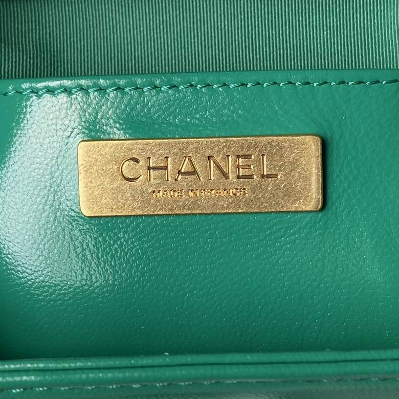 Chanel Inspired Handbags, AA+ Quality 100% Genuine Leather Classic Flap Medium Quilted Lambskin Black Gold, 9X 13X 4.5cm BL 4 Colour for chanel hand bag