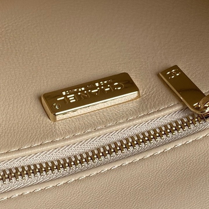 Chanel Inspired Handbags, AA+ Quality 100% Genuine Leather Classic Flap Medium Quilted Lambskin Black Gold, 25X 14X 9cm BL 3 Colour for chanel hand bag