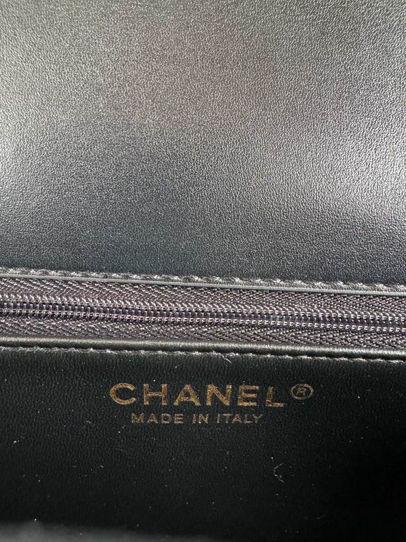 Chanel Inspired Handbags, AA+ Quality 100% Genuine Leather Classic Flap Medium Quilted Lambskin Black Gold, 25X 14X 9cm BL 3 Colour for chanel hand bag