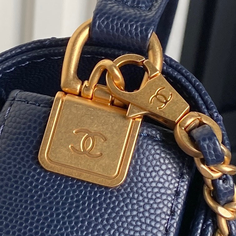 Chanel Inspired Handbags, AA+ Quality 100% Genuine Leather Classic Flap Medium Quilted Lambskin Black Gold, 25X 14X 9cm BL 3 Colour for chanel hand bag