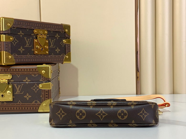 Louis Vuitton Handbags, AA+ Quality 100% Genuine Leather Classic Flap Medium Quilted Lambskin Black Gold, 18X 1 1X 5cm BL 4 Colour