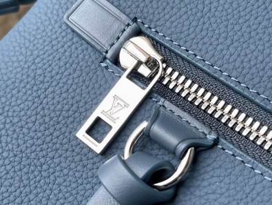Louis Vuitton Inspired Handbags, AA+ Quality 100% Genuine Leather Classic Flap Medium Quilted Lambskin Black Gold, 18X 1 1X 5cm BL 4 Colour