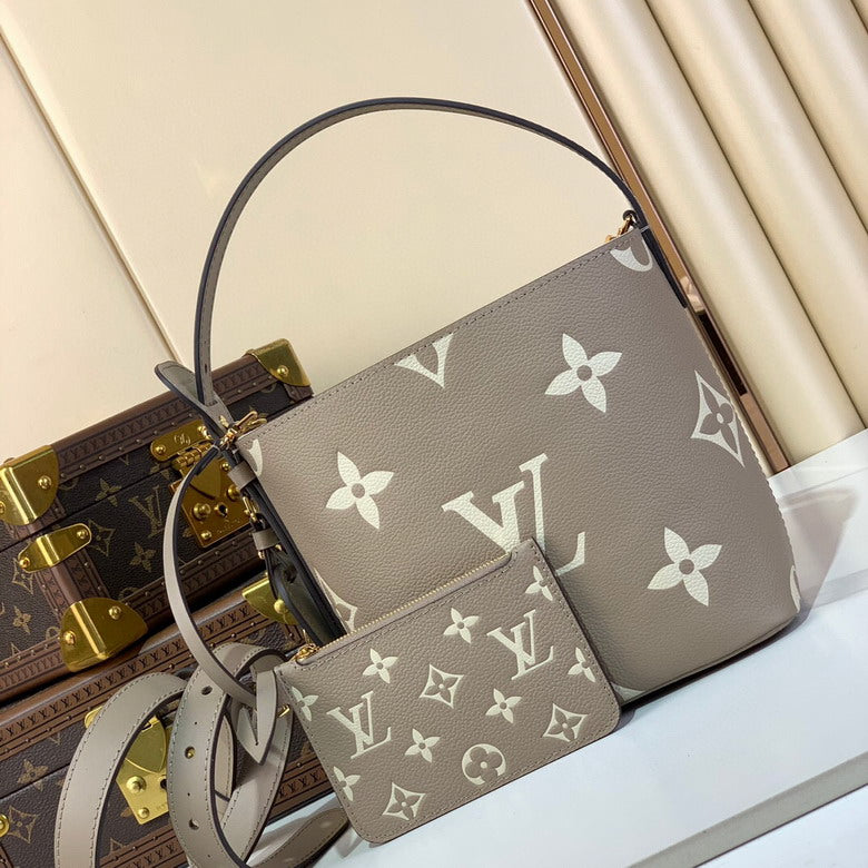 Louis Vuitton Inspired Handbags, AA+ Quality 100% Genuine Leather Classic Flap Medium Quilted Lambskin Black Gold, 18X 1 1X 5cm BL 4 Colour