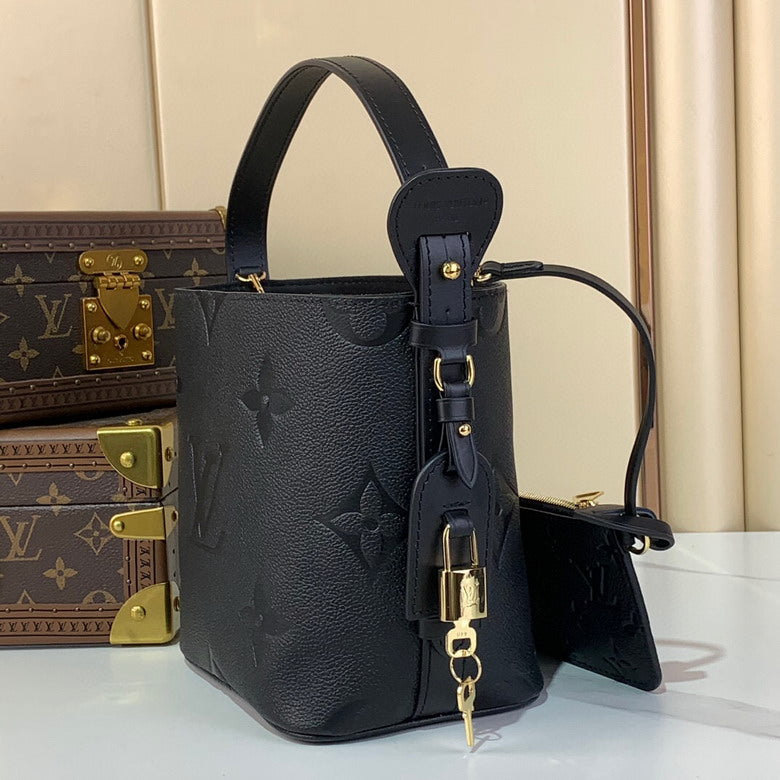 Louis Vuitton Inspired Handbags, AA+ Quality 100% Genuine Leather Classic Flap Medium Quilted Lambskin Black Gold, 18X 1 1X 5cm BL 4 Colour