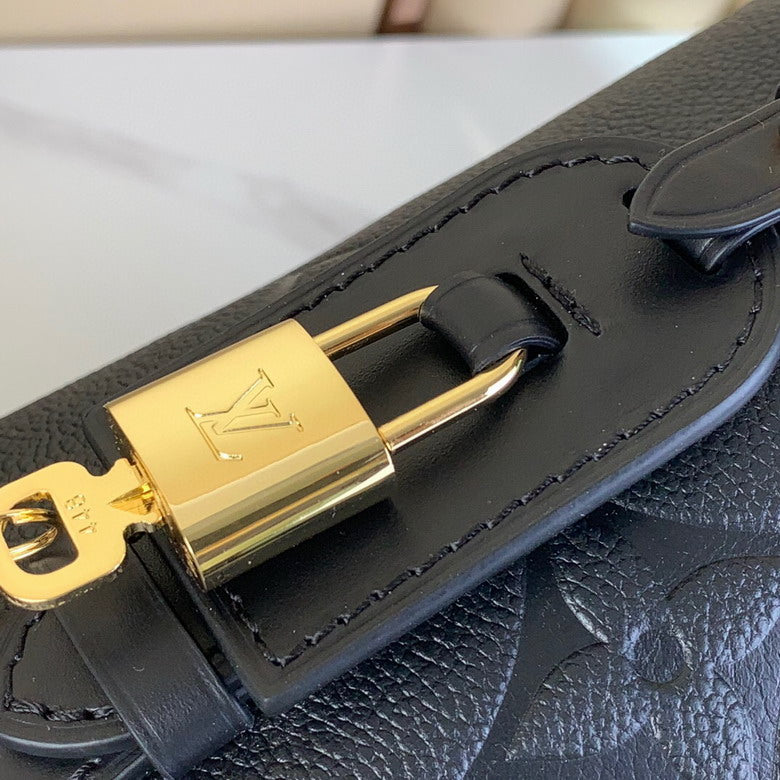Louis Vuitton Inspired Handbags, AA+ Quality 100% Genuine Leather Classic Flap Medium Quilted Lambskin Black Gold, 18X 1 1X 5cm BL 4 Colour