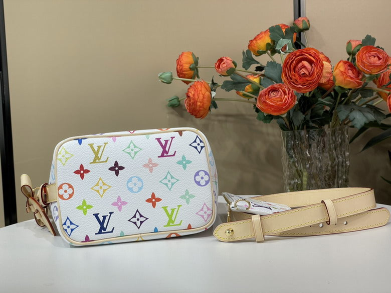 Louis Vuitton Inspired Handbags, AA+ Quality 100% Genuine Leather Classic Flap Medium Quilted Lambskin Black Gold, 18X 1 1X 5cm BL 4 Colour
