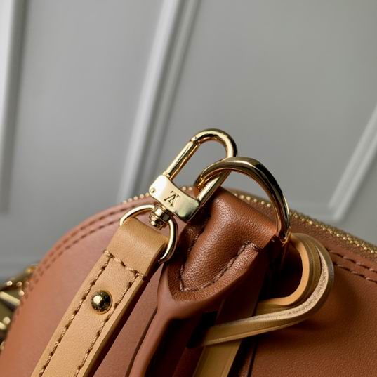 Louis Vuitton Inspired Handbags, AA+ Quality 100% Genuine Leather Classic Flap Medium Quilted Lambskin Black Gold, 18X 1 1X 5cm BL 4 Colour