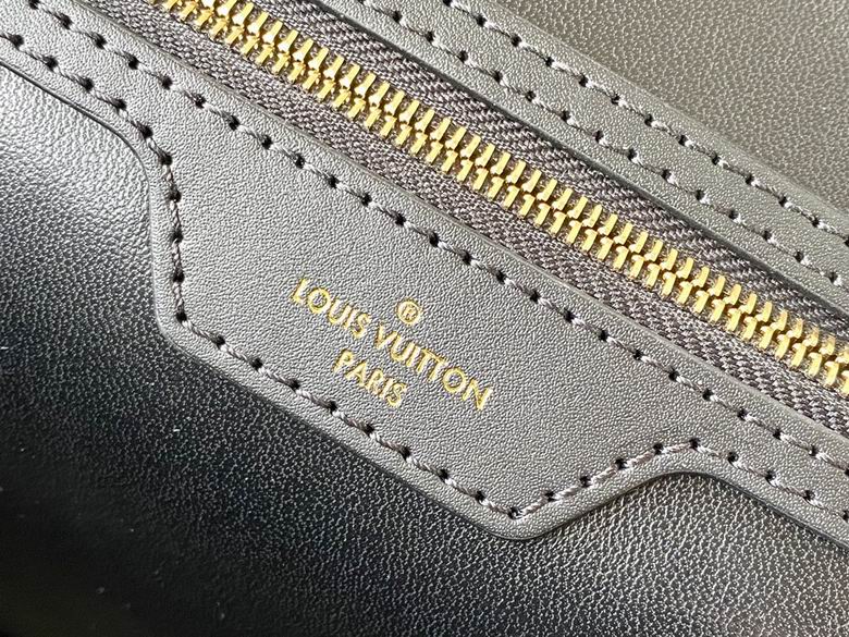 Louis Vuitton Inspired Handbags, AA+ Quality 100% Genuine Leather Classic Flap Medium Quilted Lambskin Black Gold, 18X 1 1X 5cm BL 4 Colour