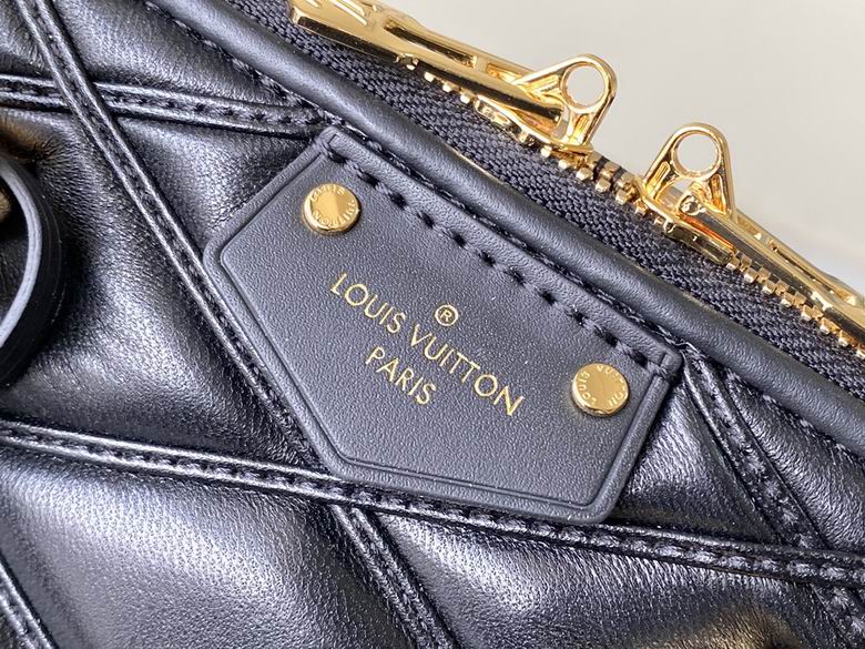 Louis Vuitton Inspired Handbags, AA+ Quality 100% Genuine Leather Classic Flap Medium Quilted Lambskin Black Gold, 18X 1 1X 5cm BL 4 Colour