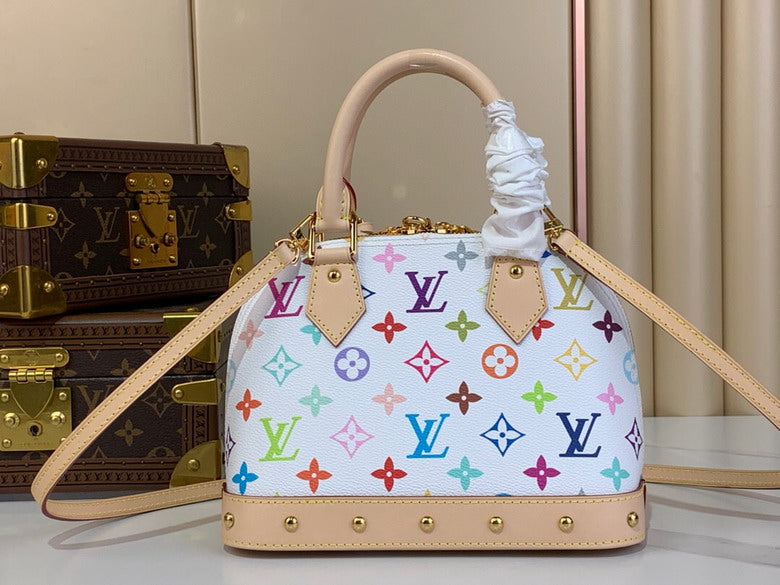 Louis Vuitton Inspired Handbags, AA+ Quality 100% Genuine Leather Classic Flap Medium Quilted Lambskin Black Gold, 18X 1 1X 5cm BL 4 Colour