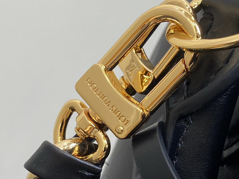 Louis Vuitton Inspired Handbags, AA+ Quality 100% Genuine Leather Classic Flap Medium Quilted Lambskin Black Gold, 18X 1 1X 5cm BL 4 Colour