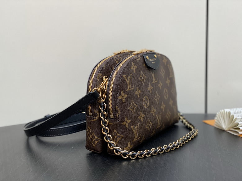 Louis Vuitton Inspired Handbags, AA+ Quality 100% Genuine Leather Classic Flap Medium Quilted Lambskin Black Gold, 18X 1 1X 5cm BL 4 Colour