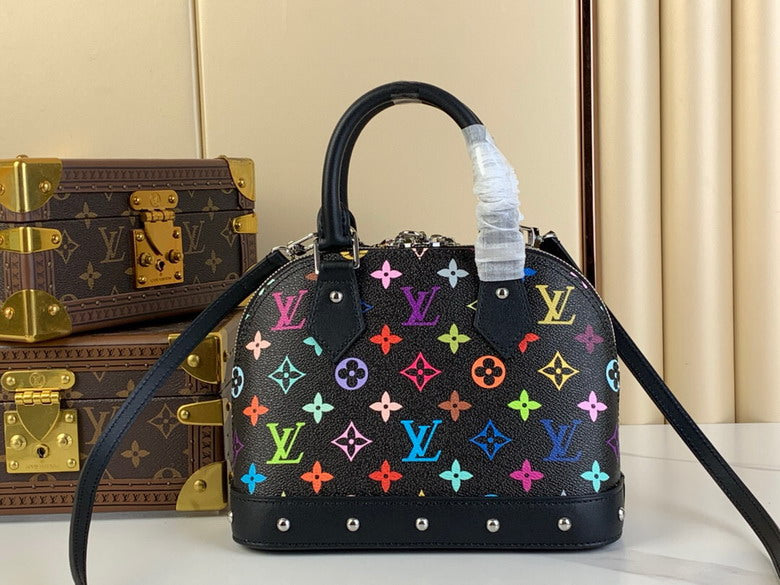 Louis Vuitton Inspired Handbags, AA+ Quality 100% Genuine Leather Classic Flap Medium Quilted Lambskin Black Gold, 18X 1 1X 5cm BL 4 Colour