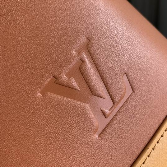 Louis Vuitton Inspired Handbags, AA+ Quality 100% Genuine Leather Classic Flap Medium Quilted Lambskin Black Gold, 18X 1 1X 5cm BL 4 Colour