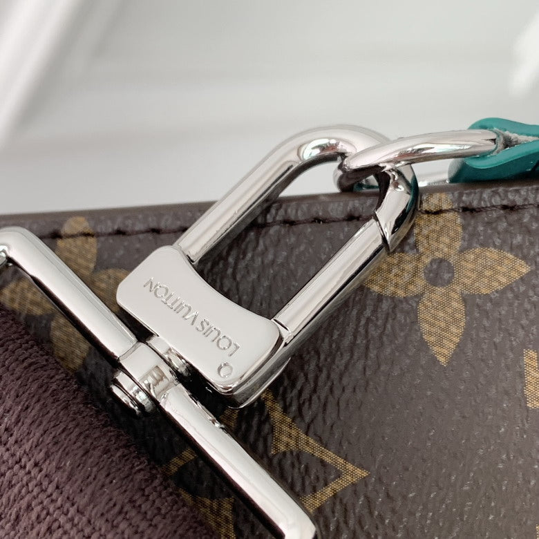 Louis vuitton Inspired Handbags, AA+ Quality 100% Genuine Leather Classic Flap Medium Quilted Lambskin Black Gold, 18X 1 1X 5cm BL 4 Colour