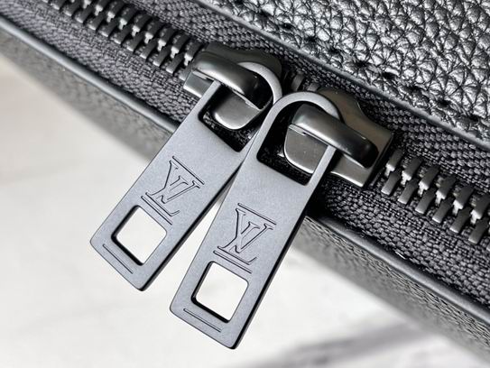 Louis vuitton Inspired Handbags, AA+ Quality 100% Genuine Leather Classic Flap Medium Quilted Lambskin Black Gold, 18X 1 1X 5cm BL 4 Colour