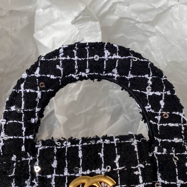 Chanel Inspired Handbags, AA+ Quality 100% Genuine Leather Classic Flap Medium Quilted Lambskin Black Gold, 12cm BL 1 Colour for chanel hand bag