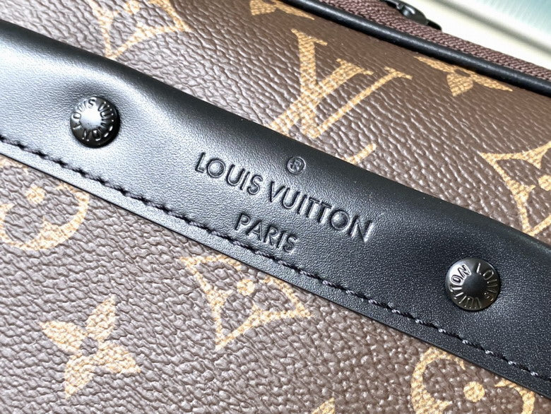 Louis vuitton Inspired Handbags, AA+ Quality 100% Genuine Leather Classic Flap Medium Quilted Lambskin Black Gold, 18X 1 1X 5cm BL 4 Colour