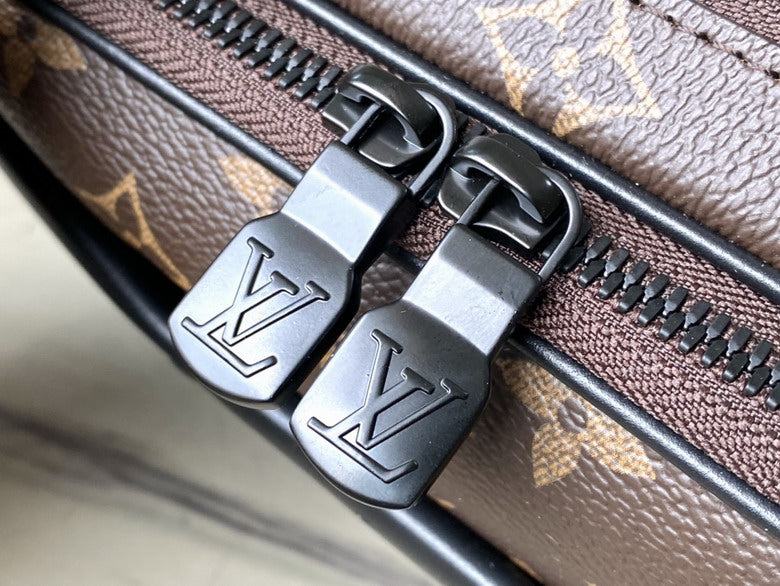 Louis vuitton Inspired Handbags, AA+ Quality 100% Genuine Leather Classic Flap Medium Quilted Lambskin Black Gold, 18X 1 1X 5cm BL 4 Colour