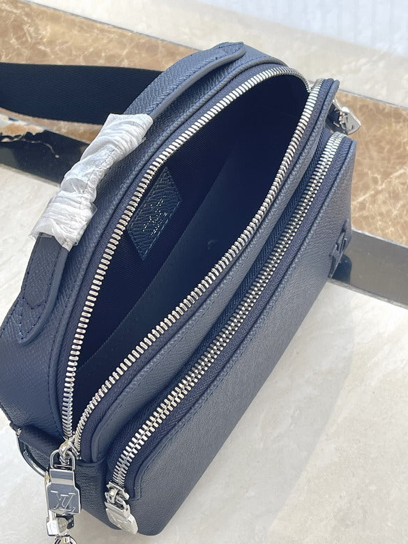 Louis vuitton Inspired Handbags, AA+ Quality 100% Genuine Leather Classic Flap Medium Quilted Lambskin Black Gold, 18X 1 1X 5cm BL 4 Colour