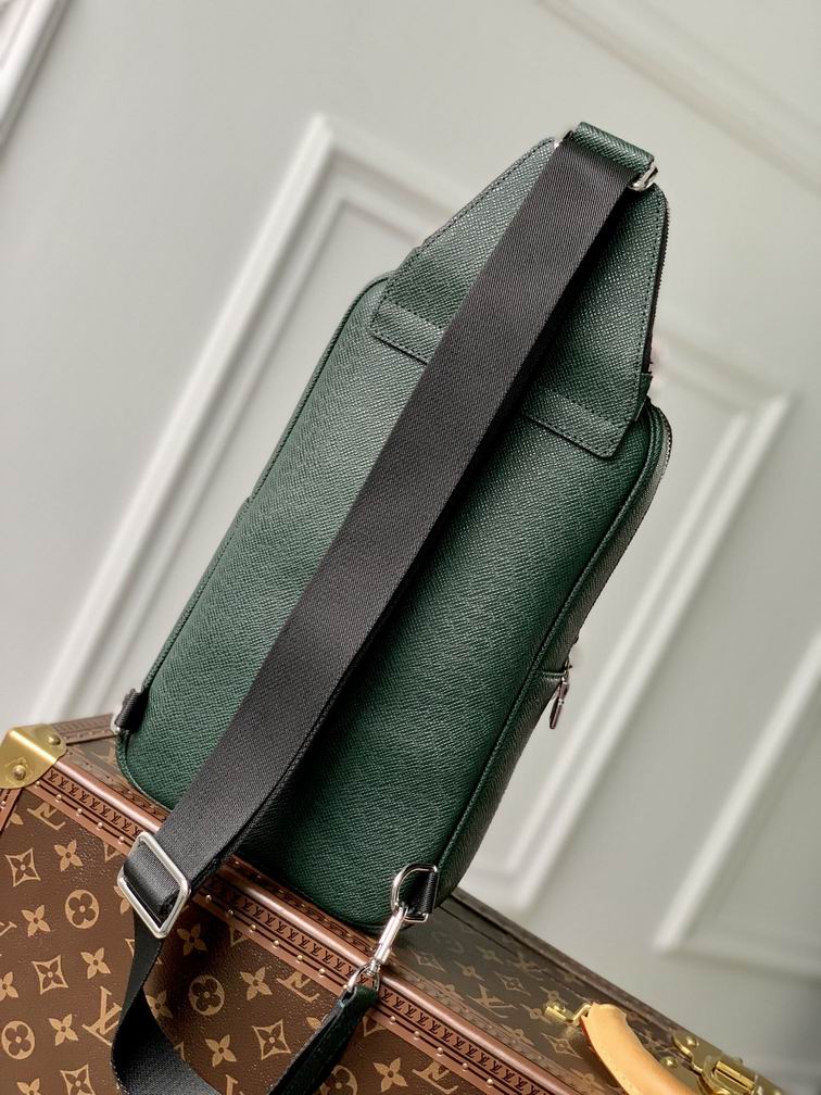 Louis vuitton Inspired Handbags, AA+ Quality 100% Genuine Leather Classic Flap Medium Quilted Lambskin Black Gold, 18X 1 1X 5cm BL 4 Colour