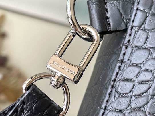 Louis vuitton Inspired Handbags, AA+ Quality 100% Genuine Leather Classic Flap Medium Quilted Lambskin Black Gold, 18X 1 1X 5cm BL 4 Colour