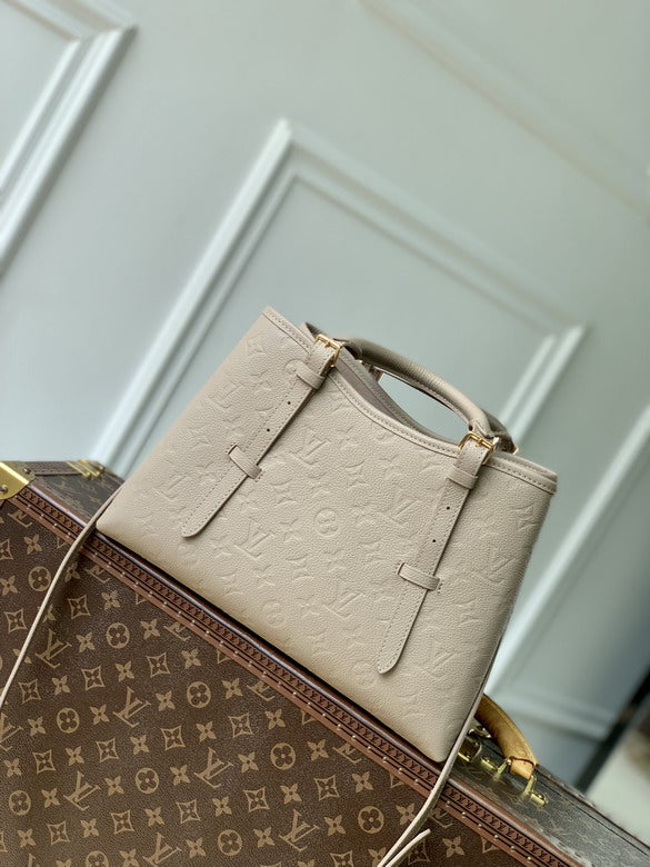 louis vuitton Inspired Handbags, AA+ Quality 100% Genuine Leather Classic Flap Medium Quilted Lambskin Black Gold, 18X 1 1X 5cm BL 4 Colour