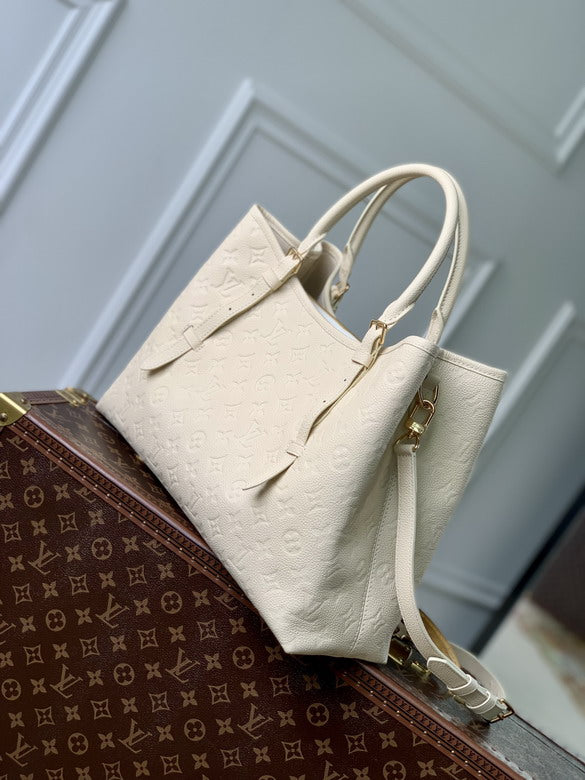 louis vuitton Inspired Handbags, AA+ Quality 100% Genuine Leather Classic Flap Medium Quilted Lambskin Black Gold, 18X 1 1X 5cm BL 4 Colour