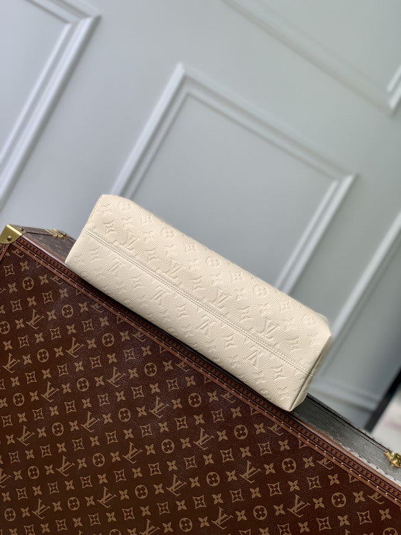 louis vuitton Inspired Handbags, AA+ Quality 100% Genuine Leather Classic Flap Medium Quilted Lambskin Black Gold, 18X 1 1X 5cm BL 4 Colour