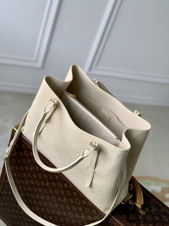 louis vuitton Inspired Handbags, AA+ Quality 100% Genuine Leather Classic Flap Medium Quilted Lambskin Black Gold, 18X 1 1X 5cm BL 4 Colour