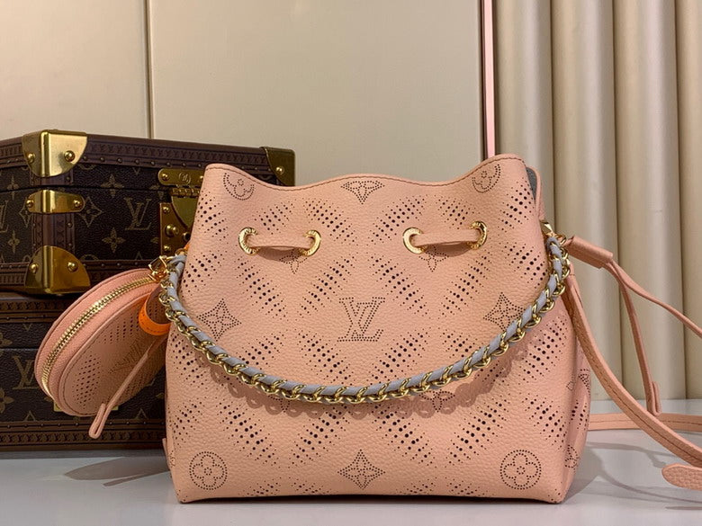 Louis vuitton Inspired Handbags, AA+ Quality 100% Genuine Leather Classic Flap Medium Quilted Lambskin Black Gold, 18X 1 1X 5cm BL 4 Colour