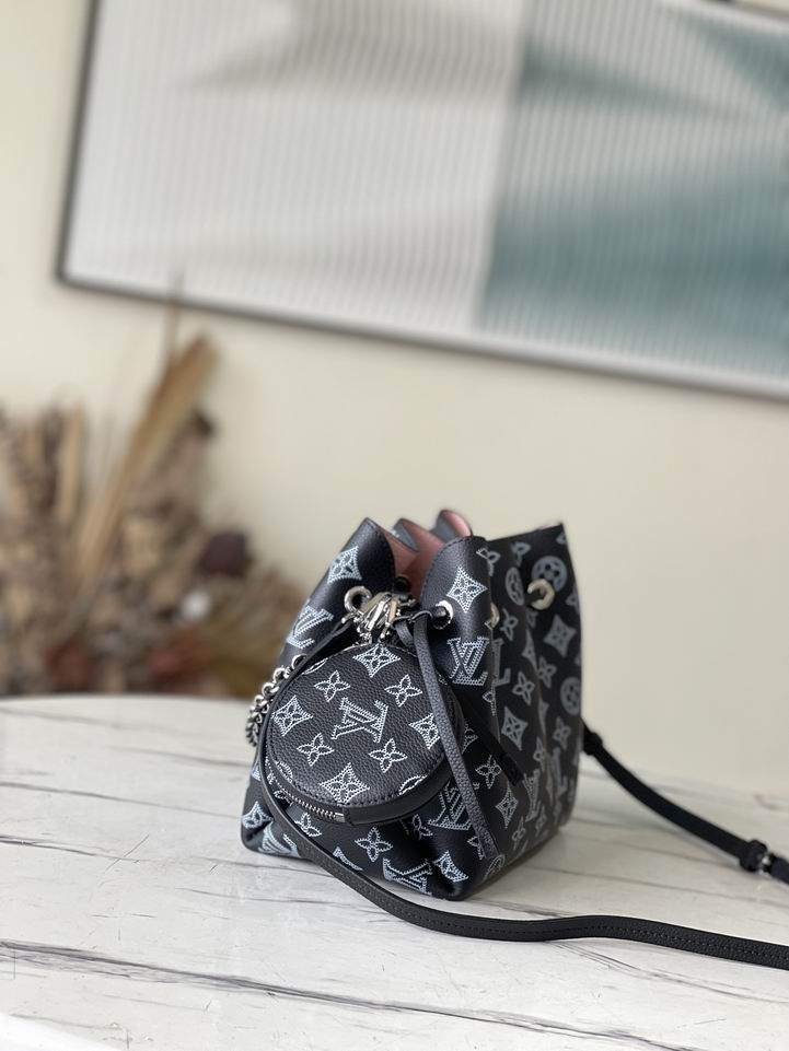Louis vuitton Inspired Handbags, AA+ Quality 100% Genuine Leather Classic Flap Medium Quilted Lambskin Black Gold, 18X 1 1X 5cm BL 4 Colour