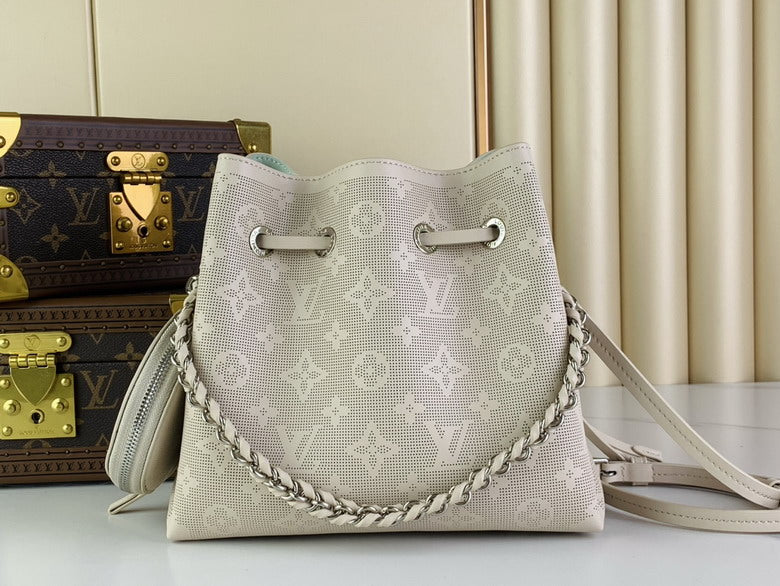 Louis vuitton Inspired Handbags, AA+ Quality 100% Genuine Leather Classic Flap Medium Quilted Lambskin Black Gold, 18X 1 1X 5cm BL 4 Colour