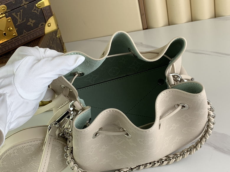 Louis vuitton Inspired Handbags, AA+ Quality 100% Genuine Leather Classic Flap Medium Quilted Lambskin Black Gold, 18X 1 1X 5cm BL 4 Colour