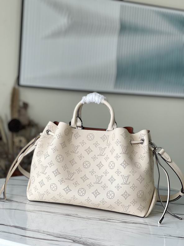 Louis vuitton Inspired Handbags, AA+ Quality 100% Genuine Leather Classic Flap Medium Quilted Lambskin Black Gold, 18X 1 1X 5cm BL 4 Colour
