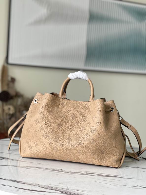 Louis vuitton Inspired Handbags, AA+ Quality 100% Genuine Leather Classic Flap Medium Quilted Lambskin Black Gold, 18X 1 1X 5cm BL 4 Colour