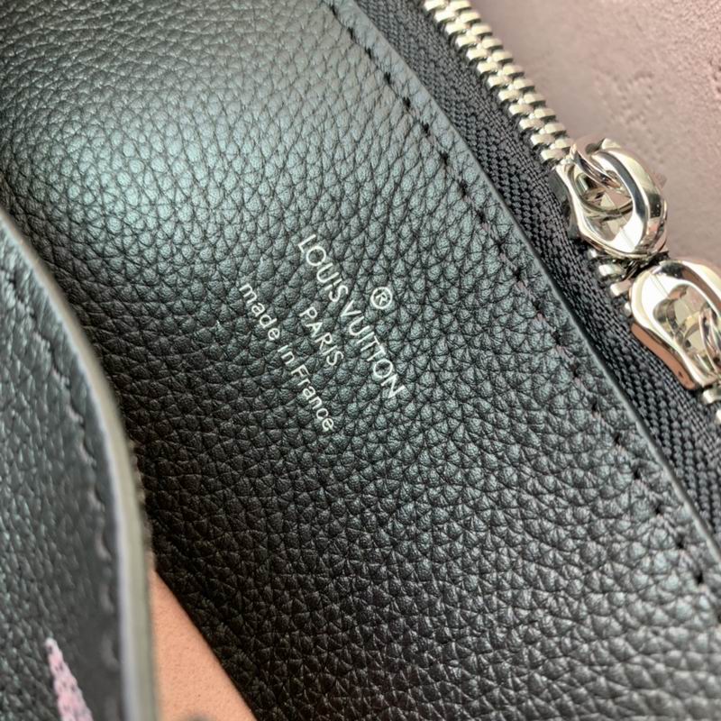 Louis vuitton Inspired Handbags, AA+ Quality 100% Genuine Leather Classic Flap Medium Quilted Lambskin Black Gold, 18X 1 1X 5cm BL 4 Colour