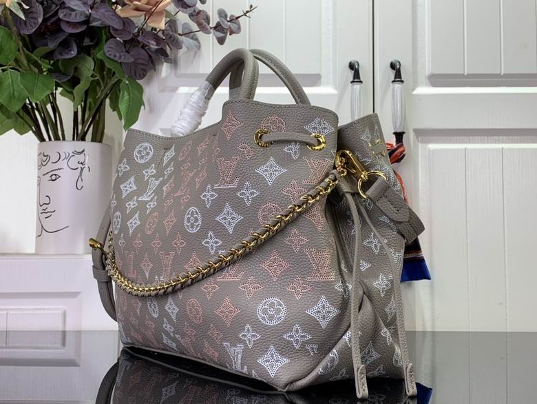 Louis vuitton Inspired Handbags, AA+ Quality 100% Genuine Leather Classic Flap Medium Quilted Lambskin Black Gold, 18X 1 1X 5cm BL 4 Colour