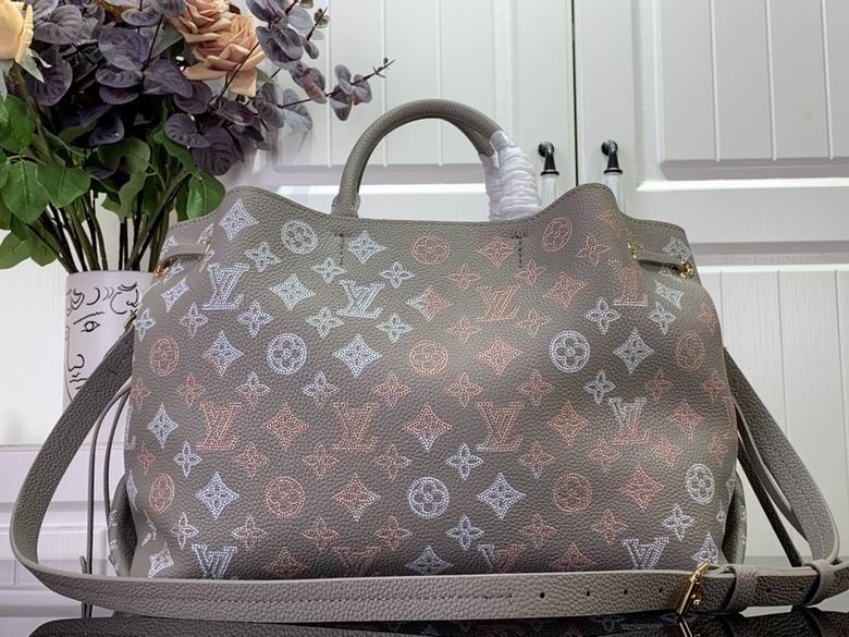 Louis vuitton Inspired Handbags, AA+ Quality 100% Genuine Leather Classic Flap Medium Quilted Lambskin Black Gold, 18X 1 1X 5cm BL 4 Colour