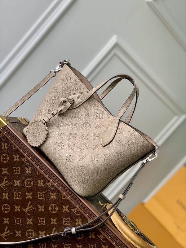 louis vuitton Inspired Handbags, AA+ Quality 100% Genuine Leather Classic Flap Medium Quilted Lambskin Black Gold, 18X 1 1X 5cm BL 4 Colour