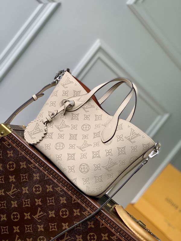 louis vuitton Inspired Handbags, AA+ Quality 100% Genuine Leather Classic Flap Medium Quilted Lambskin Black Gold, 18X 1 1X 5cm BL 4 Colour