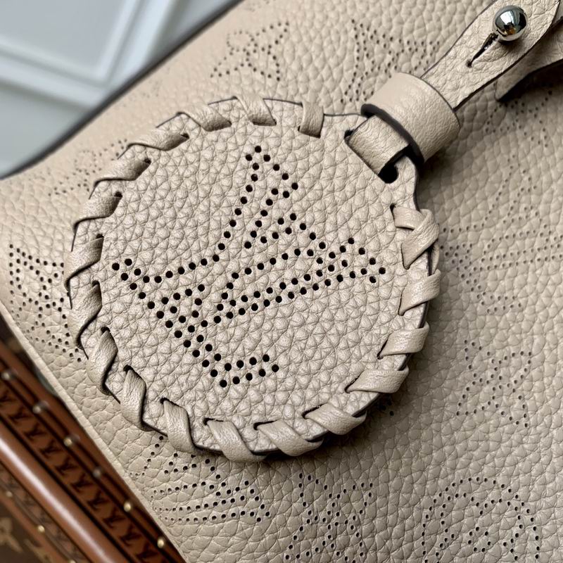 louis vuitton Inspired Handbags, AA+ Quality 100% Genuine Leather Classic Flap Medium Quilted Lambskin Black Gold, 18X 1 1X 5cm BL 4 Colour