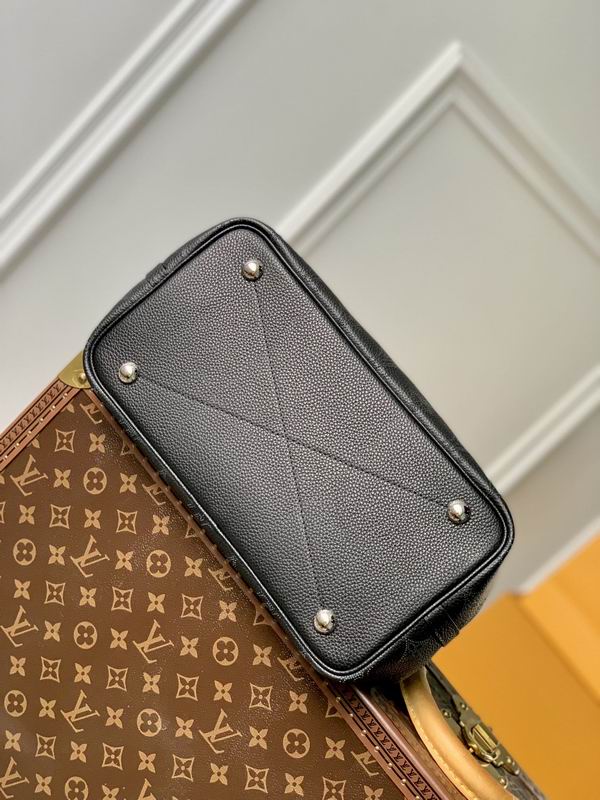 louis vuitton Inspired Handbags, AA+ Quality 100% Genuine Leather Classic Flap Medium Quilted Lambskin Black Gold, 18X 1 1X 5cm BL 4 Colour