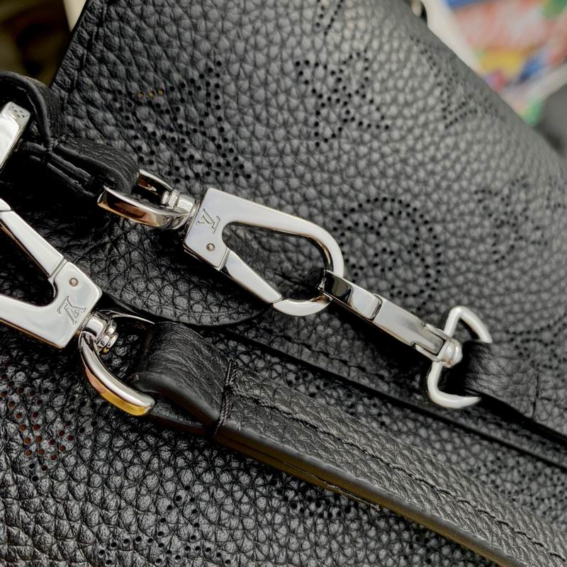 louis vuitton Inspired Handbags, AA+ Quality 100% Genuine Leather Classic Flap Medium Quilted Lambskin Black Gold, 18X 1 1X 5cm BL 4 Colour