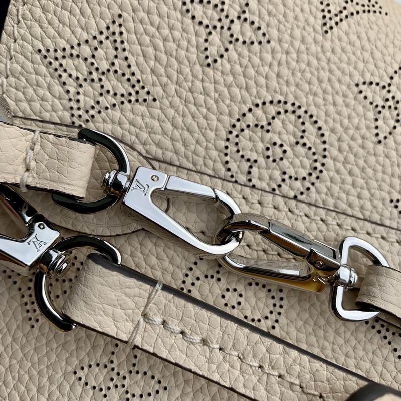 louis vuitton Inspired Handbags, AA+ Quality 100% Genuine Leather Classic Flap Medium Quilted Lambskin Black Gold, 18X 1 1X 5cm BL 4 Colour