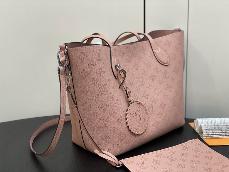 louis vuitton Inspired Handbags, AA+ Quality 100% Genuine Leather Classic Flap Medium Quilted Lambskin Black Gold, 18X 1 1X 5cm BL 4 Colour